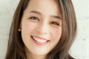 【悲報】加藤ローサ、松井大輔と離婚！でもまだ一緒に住んでるらしいｗｗｗ