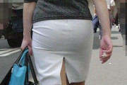 【エロ板まとめ】  【画像】スカートの上からでもお尻の形がクッキリ分かるOLさん、いいよね♪