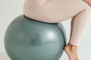 【画像】お天気お姉さん、ちょっぴりエッチな仕事を始めるwww