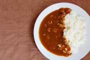 教員いじめ「給食のカレーやめます」