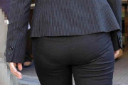 【朗報】パンツスーツのOLのおしりｗｗｗｗｗｗ（画像あり）