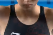 【動画】「飛び込みを終わらせた女」の名を持つ中国選手、水に飛び込んでも飛沫を上げない謎の力を手にする