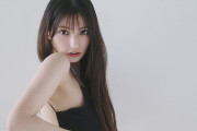 【画像】美人声優の高野麻里佳が大胆露出！！！へそ出しグラビアがセクシーすぎるwwwwwwwww