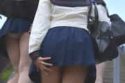 【画像】JKのパンツを合法的に見れまくる文化祭シーズンｷﾀ━━━━(ﾟ∀ﾟ)━━━━!!😍
