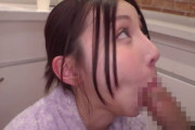 笑顔で喉越し感じたい。汁男優26人濃厚ザーメン啜り散らす異常食娘 Nia