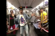 黒人さん、地下鉄でダンスを踊ってしまうｗｗｗｗｗｗ