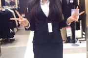 【画像】エッロいエッロいスーツ着てる新入社員の女の子wwwwywwwwywwwwywwwwywwwwy