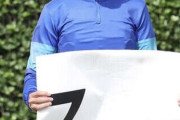 【悲報】競馬騎手、ハゲすぎていた……