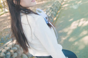 【画像】制服JKさん、お○ぱいがデカすぎてブラウスのボタンが閉まらないｗｗｗｗ
