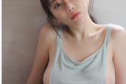 大食い谷あさこアナ、Fカップ下乳グラビア画像が超セクシー！週プレの半裸姿にファン大興奮！1st写真集も好評発売中！
