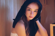 W杯級モデル美女SHONO、水着姿の画像がセクシーすぎるwwビキニ姿でサウナに入るインスタ写真にファン大興奮！