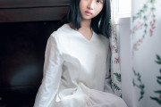 【日向坂46】「美少女、覚醒」上村ひなの（17）が可愛すぎる！白ワンピで圧倒的美少女感　グラビア登場