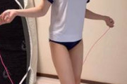 【個人撮影】体操服コスの女子さん、縄跳びを使ったオナニーを自撮りした投稿映像がこちら！