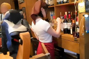 居酒屋でアルバイトをする美巨乳おっぱいの素人娘！ドMなペットまんこを電マ責めしてハメ倒す！