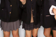 【画像】パンツ見えそうで見えないJKってエッチだよなwwwwww