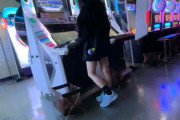 【音ゲー彼女とイチャラブカーセ】【神回】【無修正】可愛い清楚系音ゲー彼女といちゃいちゃチュープリからの車でおマ〇コ虐めて彼氏チ〇ポでイカせちゃう♡