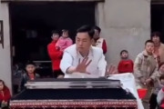 【画像】まんさん、えちえちな生足を晒してしまう