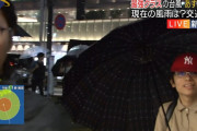 【画像】台風中継に「あの人」降臨