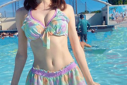【水着画像】164cm 47kgのお姉さん、理想すぎるwwwwwwwww童顔美少女アイドル深江有恵、ビキニ姿の写真が大反響！！！