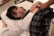 【GIF画像44枚】清楚な見た目でパパ活やってる制服美少女とハメ撮りセックス!!ほどよいおっぱいで綺麗な体に中出し2連発www