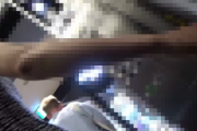 【本物】リアル生💝完全素人東京女子の裏垢動画・012大人気のスレンダー美人女子大生をノーパンで買い物のドッキリ企画です！ドン引きした彼女でしたが買い物に無理やり行...