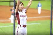 【動画】ノーブラで踊る女さん、乳が揺れまくってしまうｗｗｗ