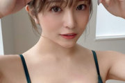 美人女性編集長、SEXYランジェリー姿に1万「いいね」ww百瀬りえの週プレ美乳下着グラビアオフショット画像に絶賛の嵐！