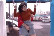 《エロ動画×JD･MM号》大学生カップルをマジックミラー号へ誘い込み彼氏を外に出て貰い彼女をマジックミラー号で電車痴漢ごっこで彼女を寝取る