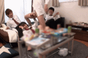 部屋飲みで酔っぱらった女子高生を強制フェラさせる同級生