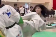 【動画】チー牛がテコンドー女子の蹴りを受けるだけの動画ｗｗｗｗｗｗｗｗ