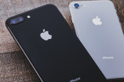 【朗報】高すぎてシェアを落としているiPhoneさん・・・ついに「廉価版」が登場ｗｗｗｗｗｗｗ