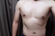 筋トレ真面目にやり始めて１ヶ月だけど少しだけ筋肉ついた気がするｗｗｗｗｗｗ
