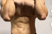 【画像】これくらいの筋肉が欲しいんだがｗ