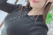 【画像】上坂すみぺさん(33)の着衣おっぱい、ヤバいwwwwwww