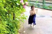 【動画】おっぱいデカすぎ気象予報士のダッシュ
