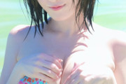 D4DJ声優のもものすけが水着脱いだ爆乳手ブラを解禁