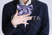 【画像】女子中学生と女子高生のおっぱいの違いがよく分かる画像ｗ