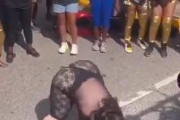【動画】黒人さん、路上でセ〇クスダンスバトル開催wwwwww