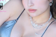 【画像】ライブアイドル界の水着グラビア女王、超絶スタイルすぎるwwwwwww里仲菜月、極上ボディのビキニショットが大反響！！！
