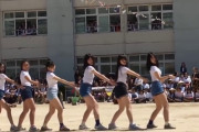 【悲報】女子小学生さん、運動会でK-POPダンスを披露してしまう