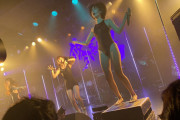 【 画像 】水着でライブする地下アイドルの、客席ダイブ....ｗｗｗｗｗｗｗｗｗｗｗ