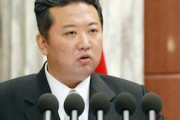 【動画】金正恩のタバコの火の付け方が手慣れたもので貫禄あると話題に