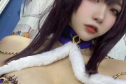 【エロ板まとめ】【画像】爆乳コスプレイヤーまんさんのお乳、エロすぎ