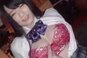 亀甲縛りに縛られる巨乳女子高生