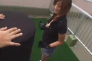 マニアオジの裏垢動画・素人さんにパンチングマシーンでストレス発散してもらい、パンチを繰り出す動作のチラリズムやフェチズムを堪能させてもらいまし...