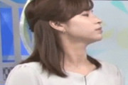 【gif】 女子アナが急にエロい動きした瞬間がこれ、ガチで謎ｗｗｗｗｗｗ