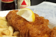 【画像】このフィッシュ&チップス定食にいくらまで出せる？ｗｗｗ