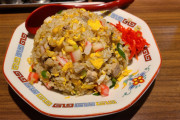【画像】理想のチャーハンはどっちや