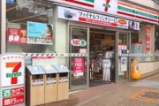 【画像】セブンイレブンさん、いまだにマスク無しで入店する客を盛大に煽る