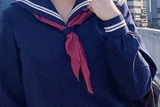 【画像】JKの制服がどれくらい体型を隠すのかの比較画像が話題にｗｗｗ